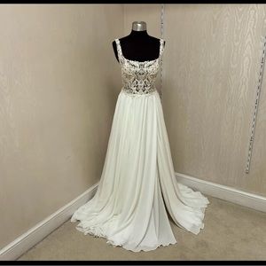 Allure 9916 L Wedding Dress - New with tags